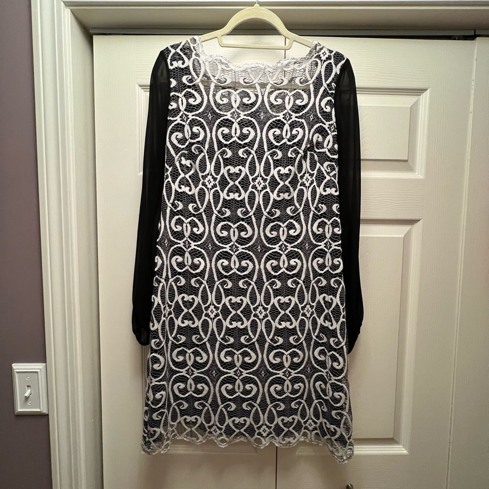 Adrianna Papell laced dress